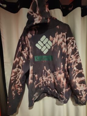 Columbia Black and Tan Tie-Dye Pullover Hoodie